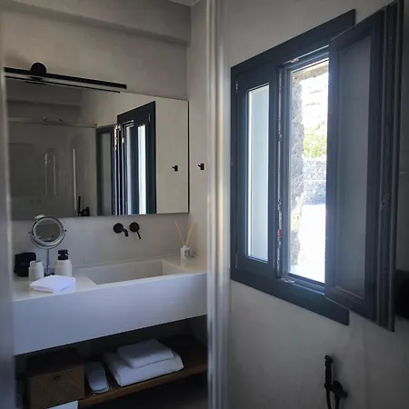 Exo Santorini Sea View Private Pool And דירה Éxo Goniá