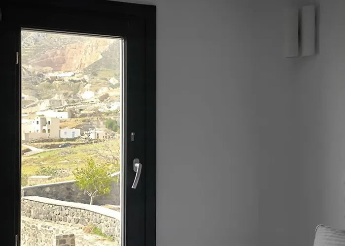 Exo Santorini Sea View Private Pool And * Éxo Goniá