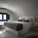 Exo Santorini Sea View Private Pool And Éxo Goniá