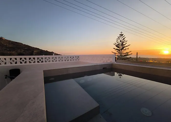 Exo Santorini Sea View Private Pool And Appartement Éxo Goniá