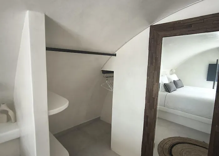 Exo Santorini Sea View Private Pool And アパート