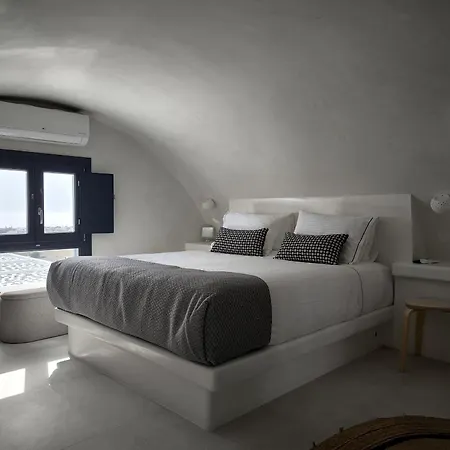 Exo Santorini Sea View Private Pool And Éxo Goniá